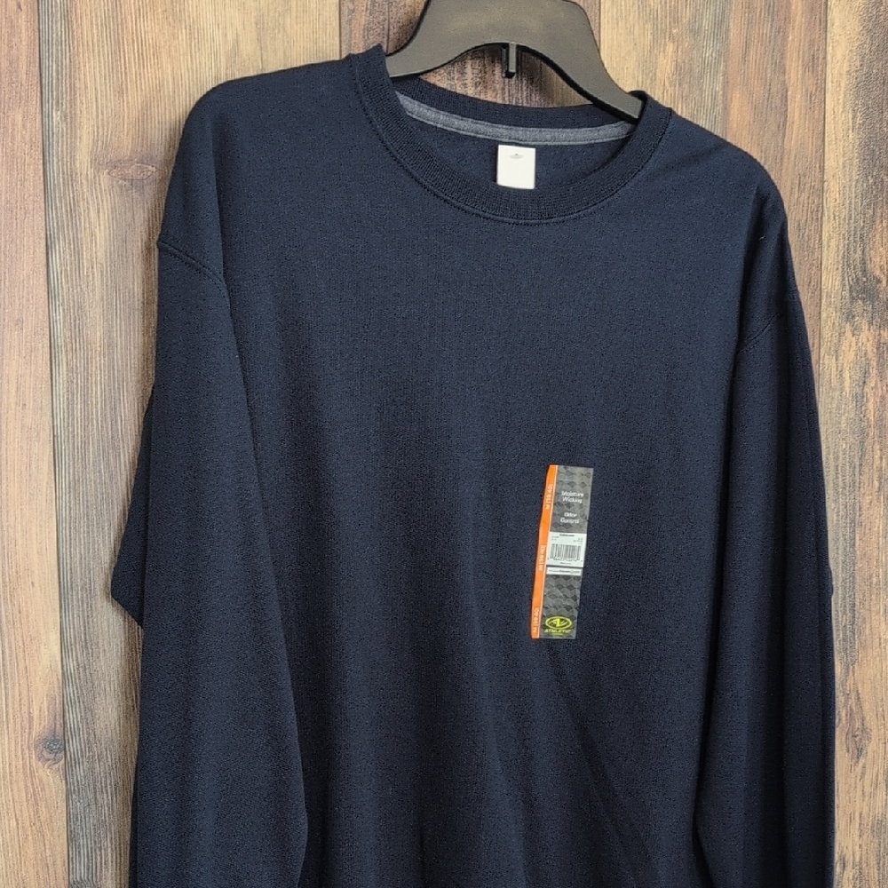NWT Men'sNavy Moisture Wicking Odor Control Fleece Crew Sweatshirt M   D369X